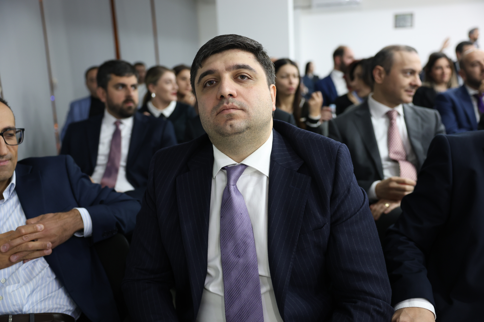 image-slide
