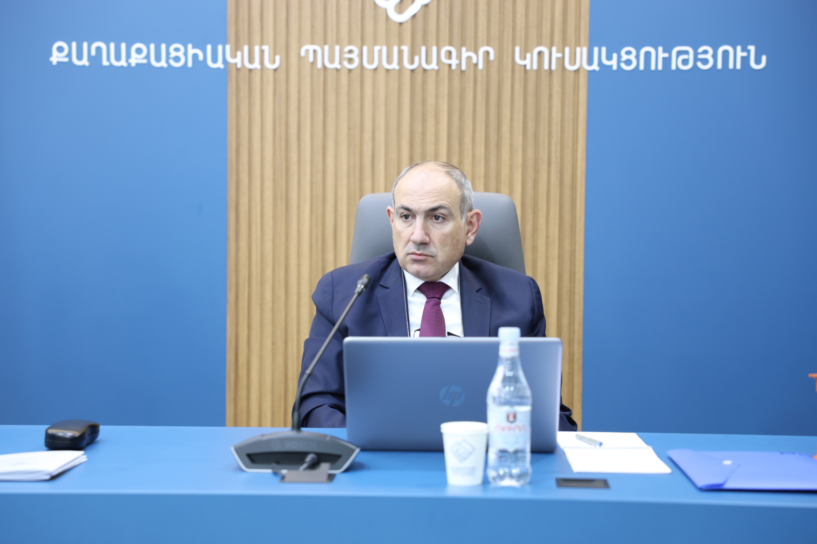 image-slide