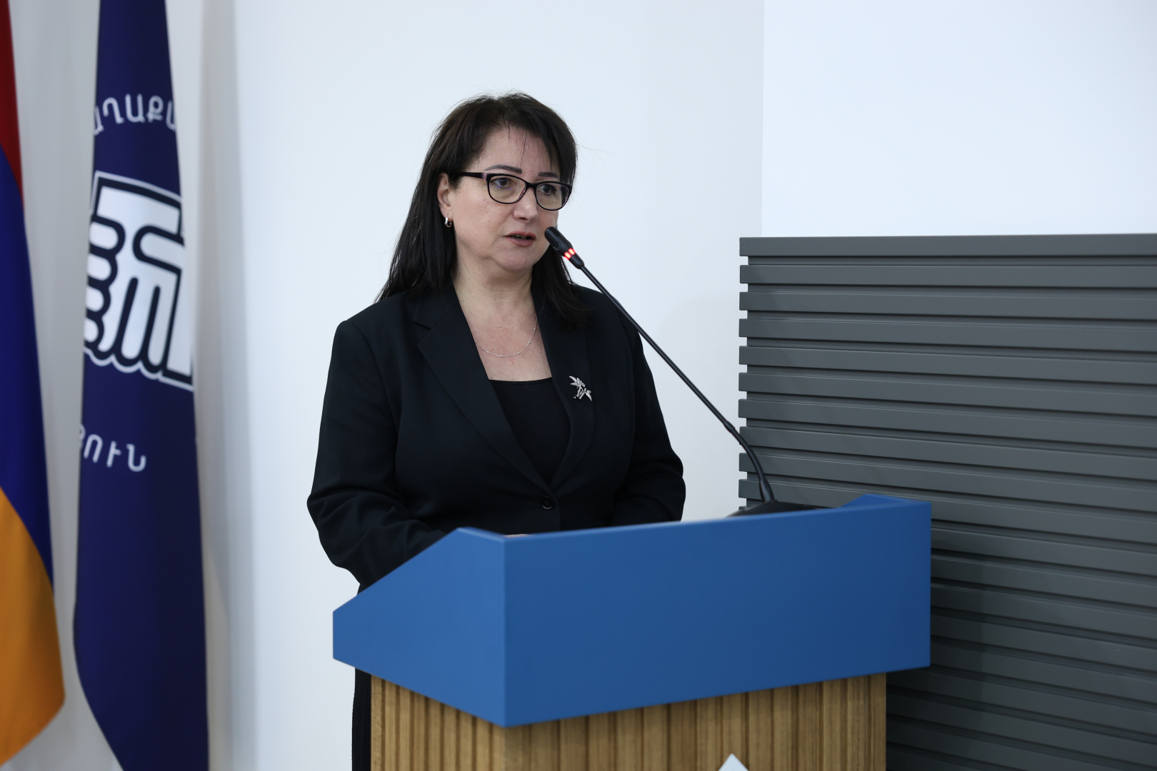 image-slide