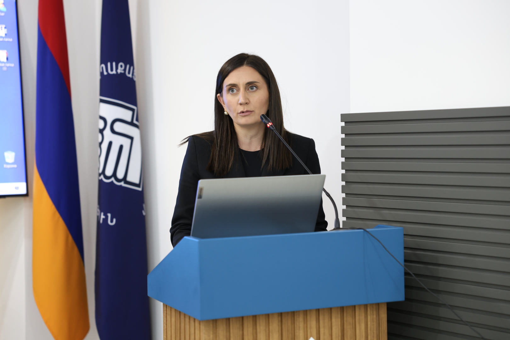 image-slide