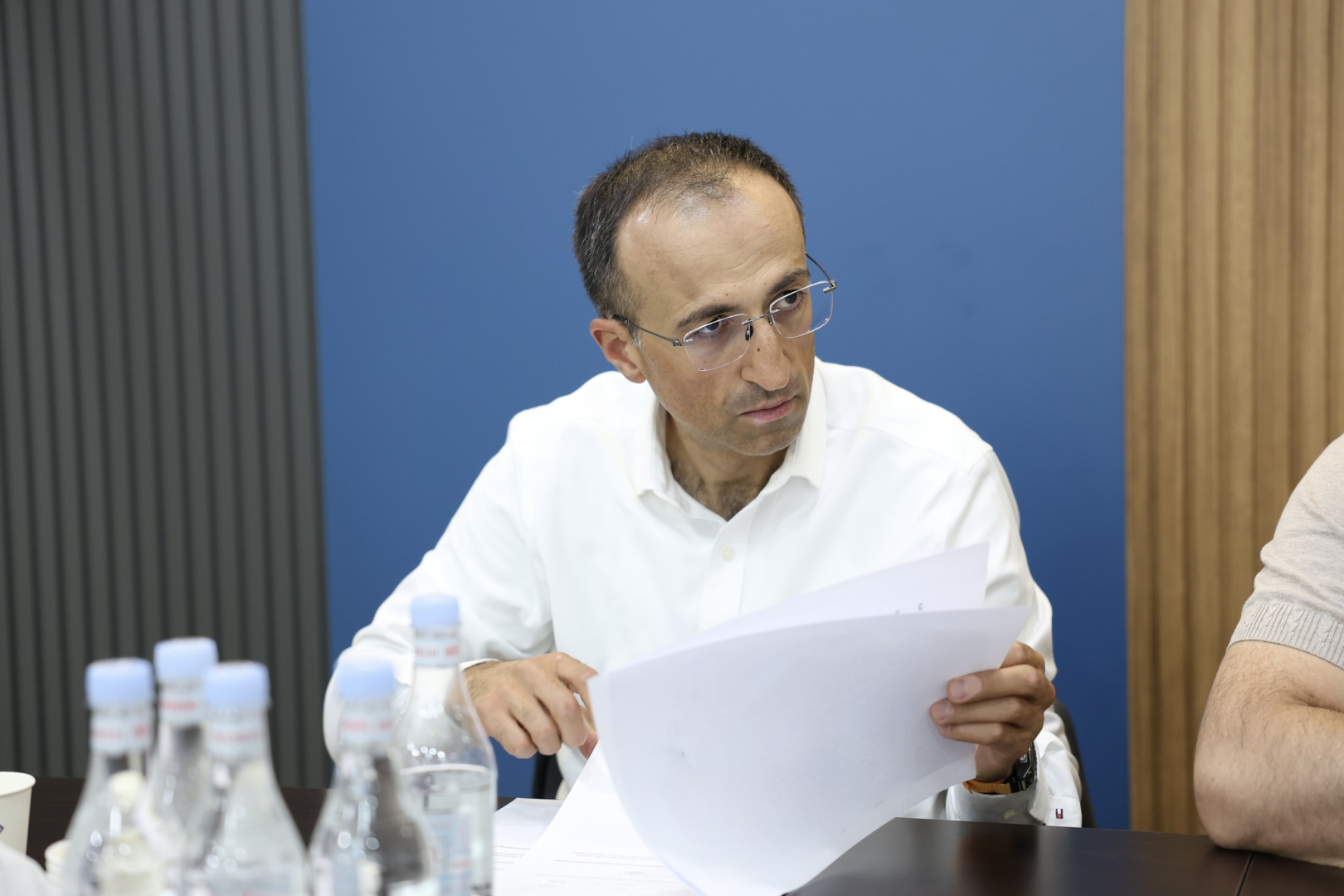 image-slide